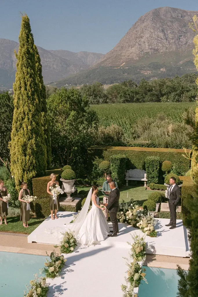 Timeless wedding in Franschhoek