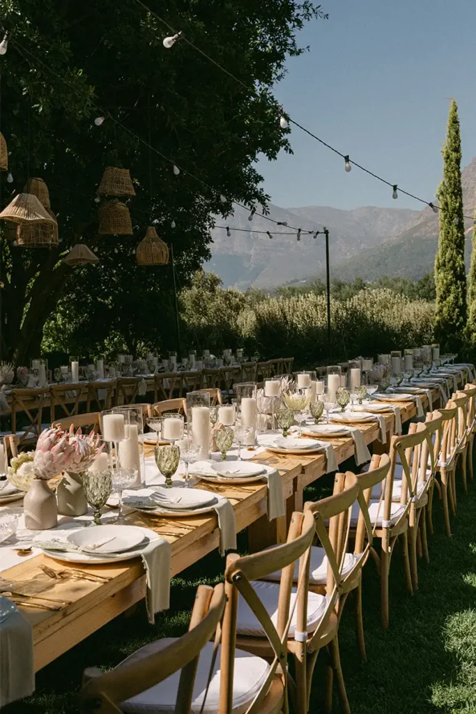 Timeless wedding - Sandstone House - Stephanie and Blaine decor 2